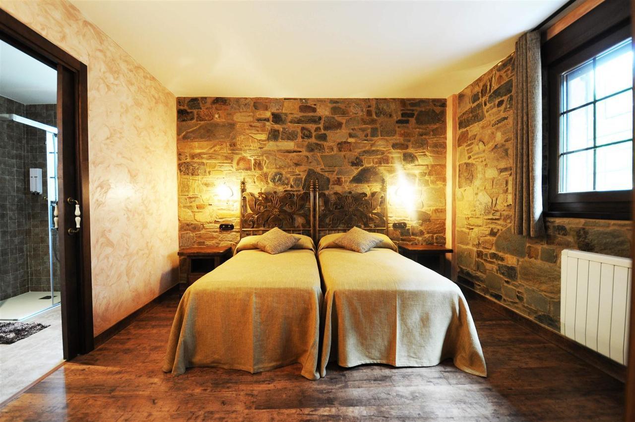Hotel Rural La Casa Del Peregrino El Acebo de San Miguel Bilik gambar